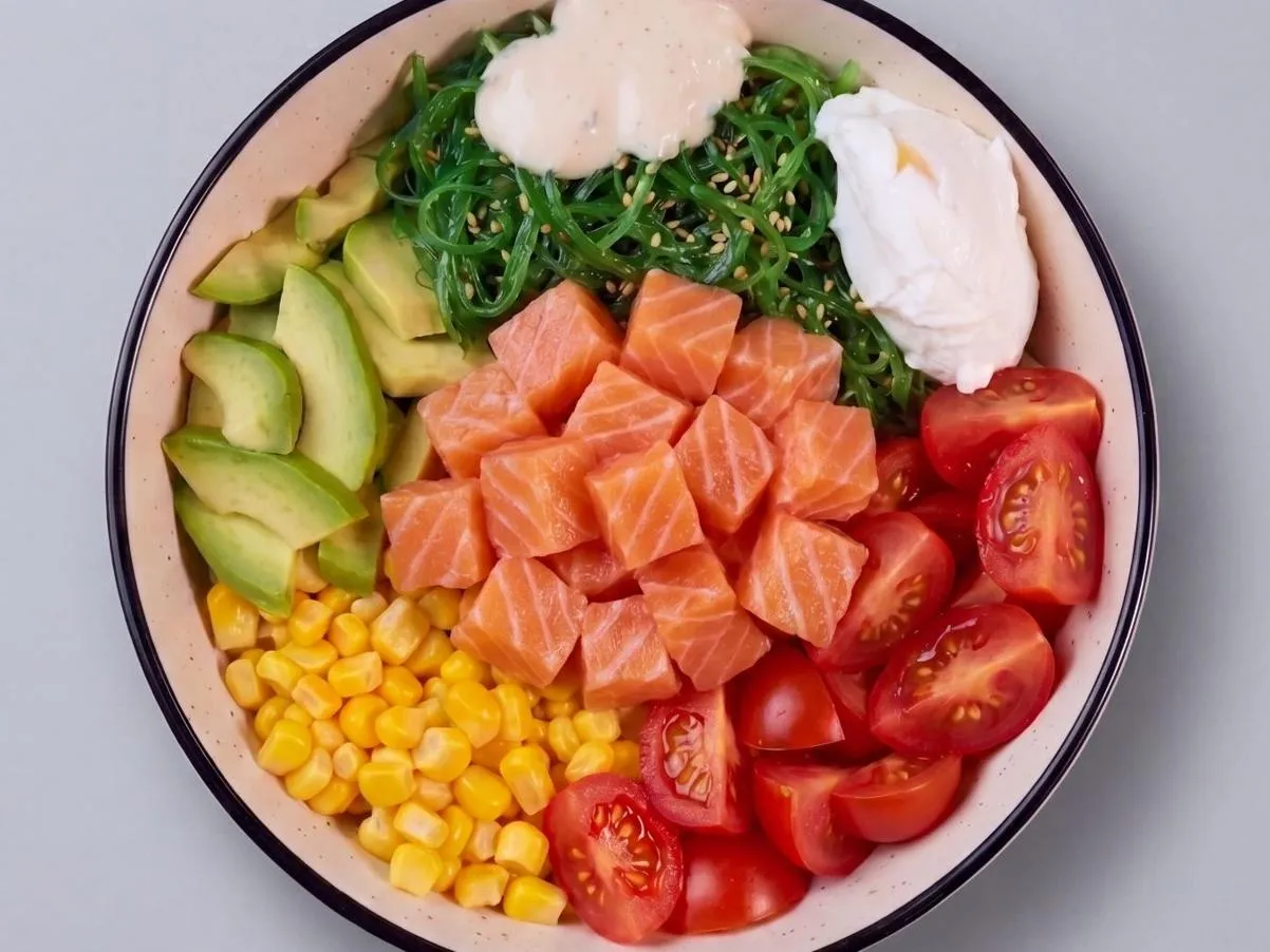 Поке с лососем